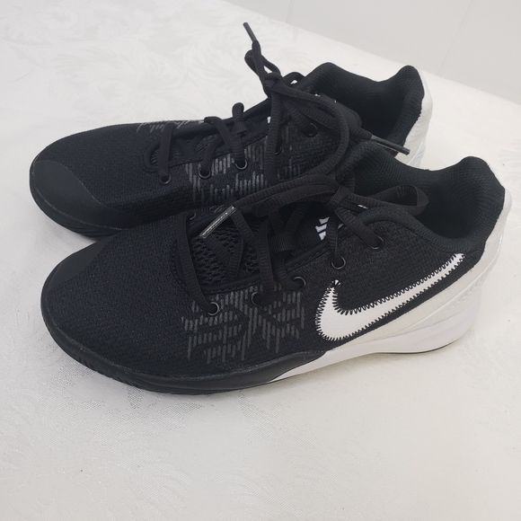 NIKE KD SNEAKERS BLACK/WHITE YOUTH SIZE 4.5 - Picture 2 of 7